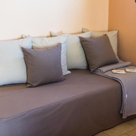 Helianthus Guesthouse Đảo Amolianí Ngoại thất bức ảnh