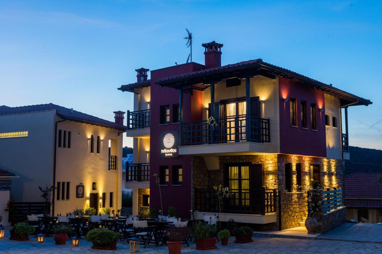 Helianthus Guesthouse Đảo Amolianí Ngoại thất bức ảnh