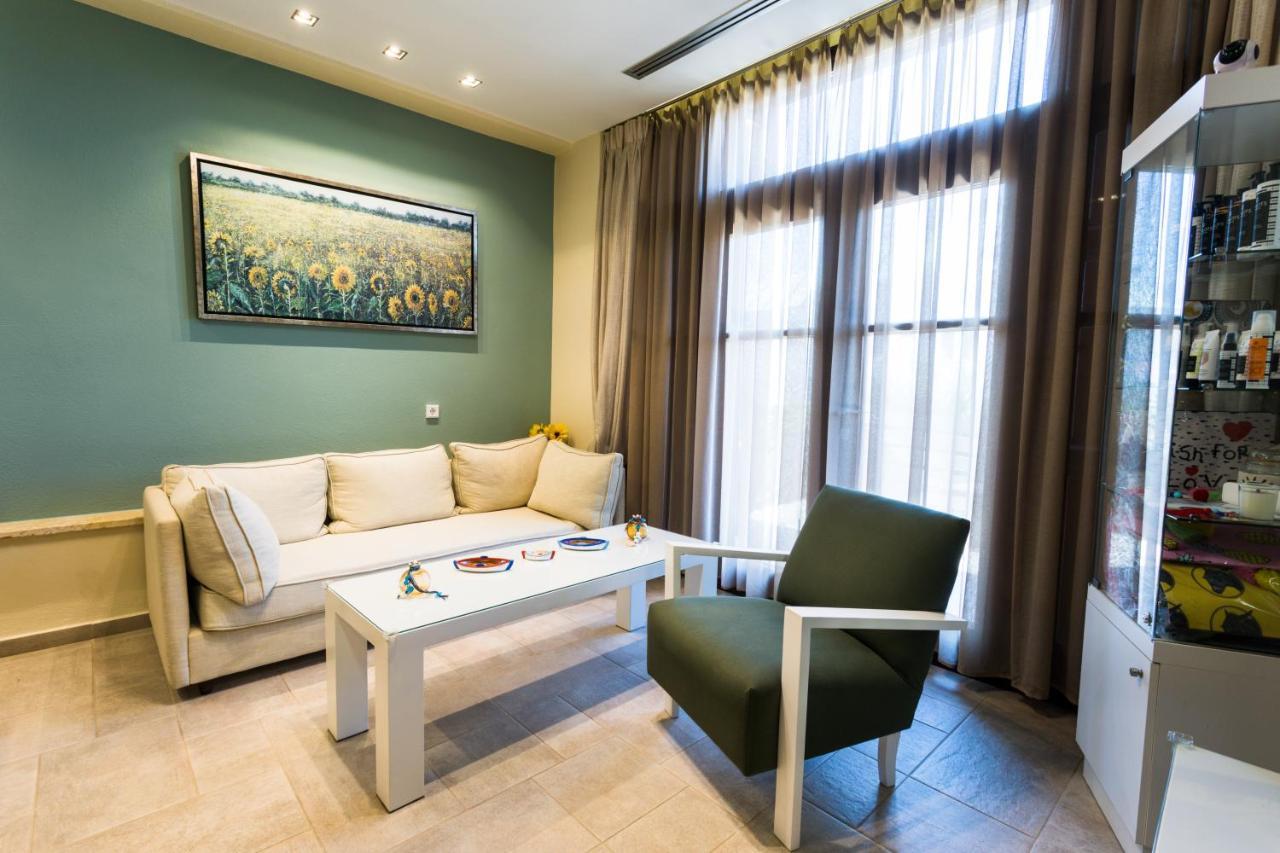 Helianthus Guesthouse Đảo Amolianí Ngoại thất bức ảnh