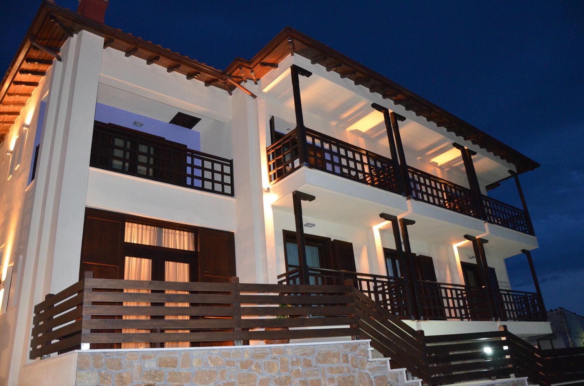 Helianthus Guesthouse Đảo Amolianí Ngoại thất bức ảnh